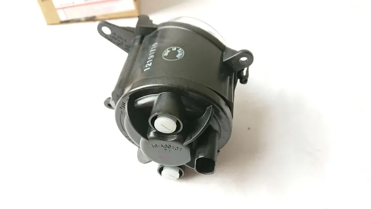 audi-a4-b5-99-01-halogen-nowy-tyc-prawy-rodzaj-lampy-dedykowana
