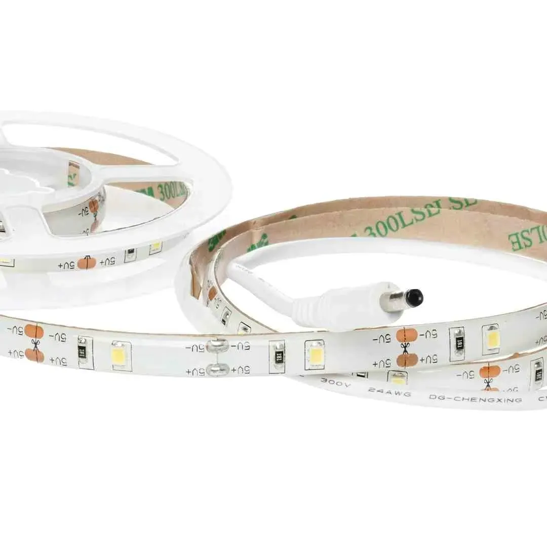 tasma-led-1m-z-sensorem-4xaaa-4000k-stan-nowy