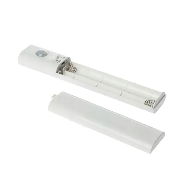 tasma-led-1m-z-sensorem-4xaaa-4000k-klasa-ochronnosci-i