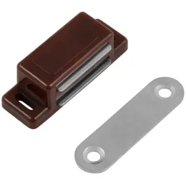 zamek-magnetyczny-zatrzask-meblowy-magnes-braz