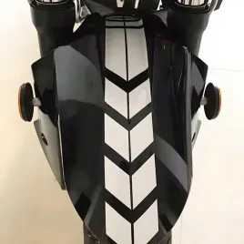 naklejka-na-blotnik-motocykl-motorower-tuning-ochrona-bialy