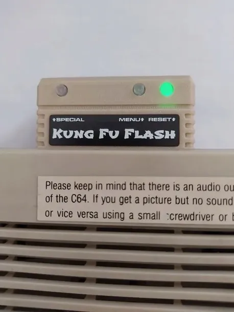 kung-fu-flash-commodore-c64-128-cartridge-kungfuflash-marka-inna