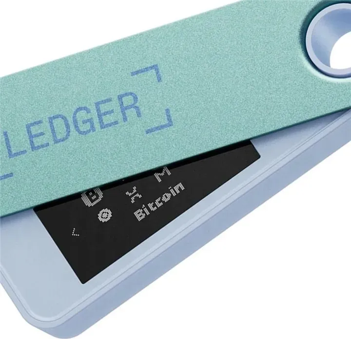 ledger-nano-s-plus-portfel-do-kryptowalut-nft