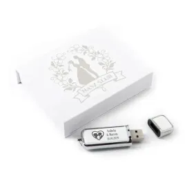 pendrive-skorzany-16-gb-usb-3-0-biale-pudelko-na-magnes-grawer-na-slub