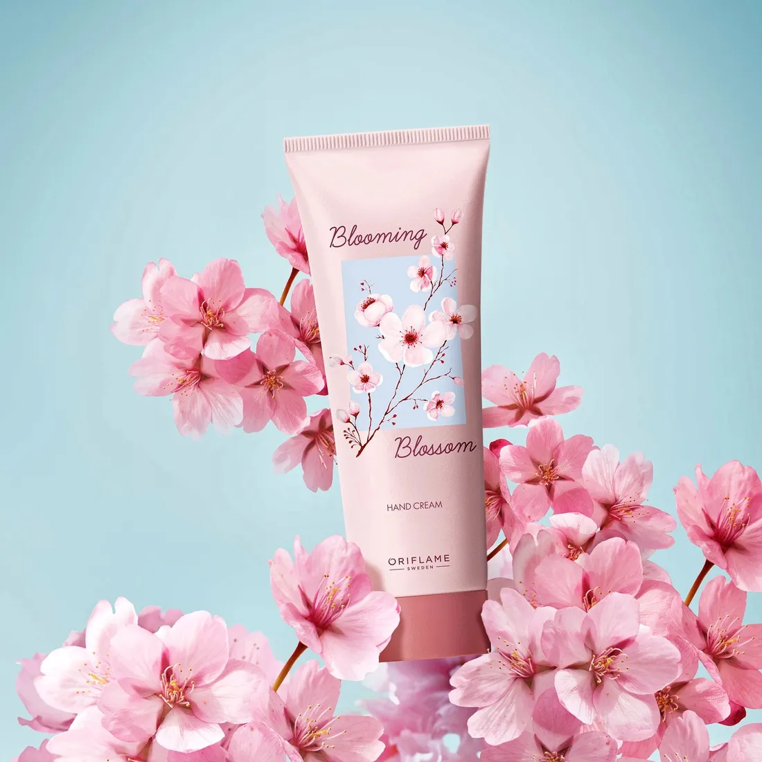 oriflame-krem-do-rak-blooming-blossom-75-ml