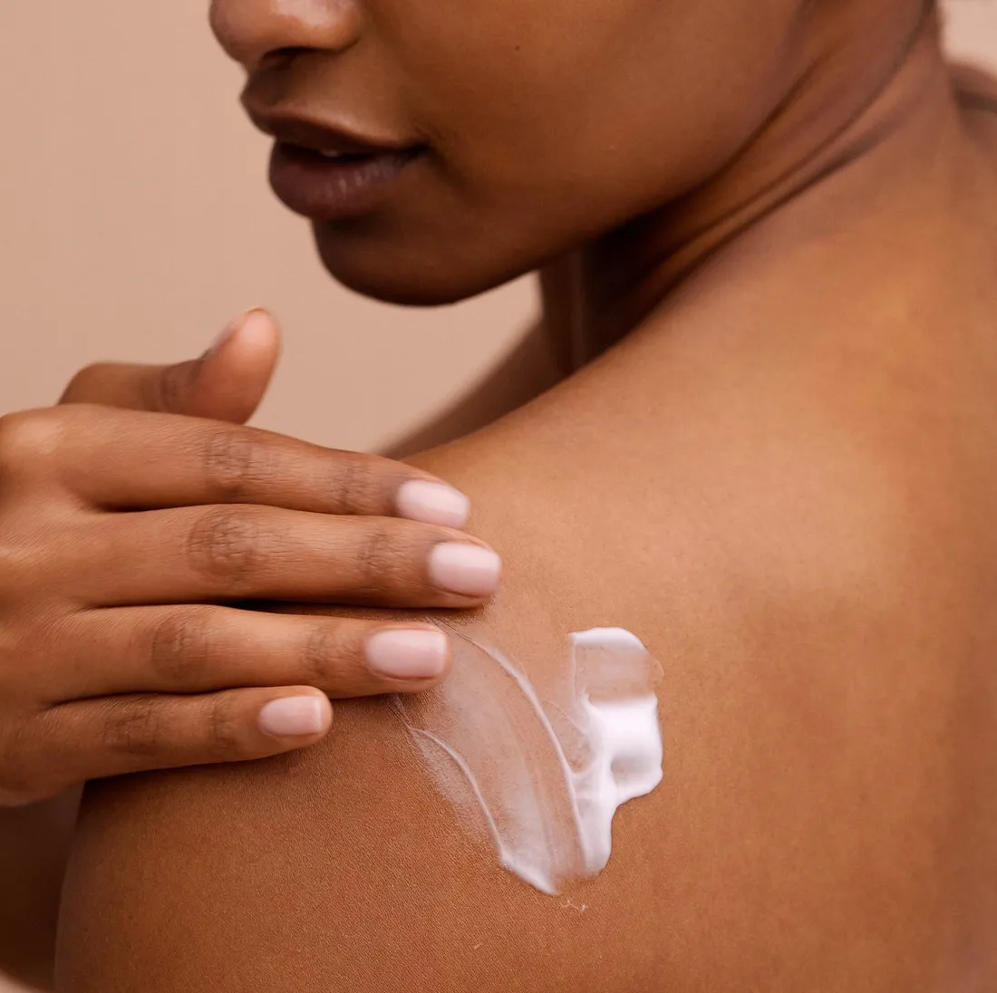 oriflame-perfumowany-krem-do-ciala-amber-elixir-250-ml