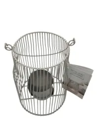 latarnia-metalowa-azurowa-z-uchwytem-i-szklanym-miejscem-na-swiece-21cm