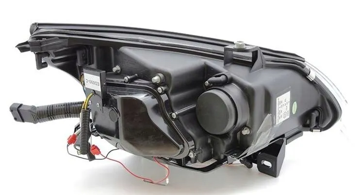 lampy-xenon-black-ringi-ccfl-do-bmw-e60-e61-03-04