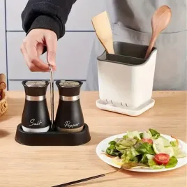 solniczka-i-pieprzniczka-szklany-zestaw-ze-stojakiem-czarny-mat