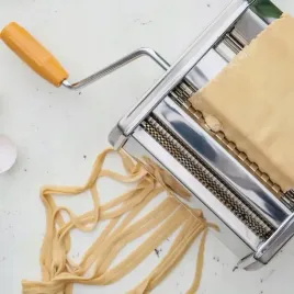 maszynka-reczna-do-makaronu-i-ciasta-logit-akcesoria-kuchenne