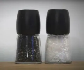 ikea-365-ihardig-mlynek-do-przypraw-pieprzu-soli-szklany-pojemnik