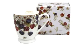 elegancki-porcelanowy-kubek-jumbo-queen-isabell-z-motywem-owocow-lesnych