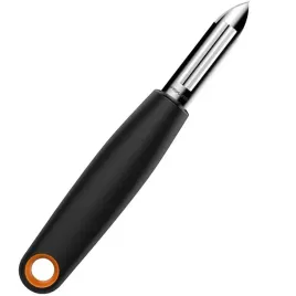 skrobaczka-fiskars-do-warzyw-i-owocow-mocna-obieraczka-stalowa-porzadna