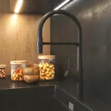 pyramis-bateria-flexos-czarna-linia-volcano