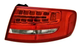 audi-a4-kombi-led-2008-lampa-tylna-prawa