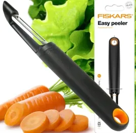 skrobaczka-fiskars-pionowa-z-ruchoma-glowica-do-warzyw-owocow-solidna-mocna