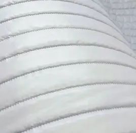 jasno-szara-pumi-tkanina-pikowana-pasy-odziezowa-wodoodpornai-material-top