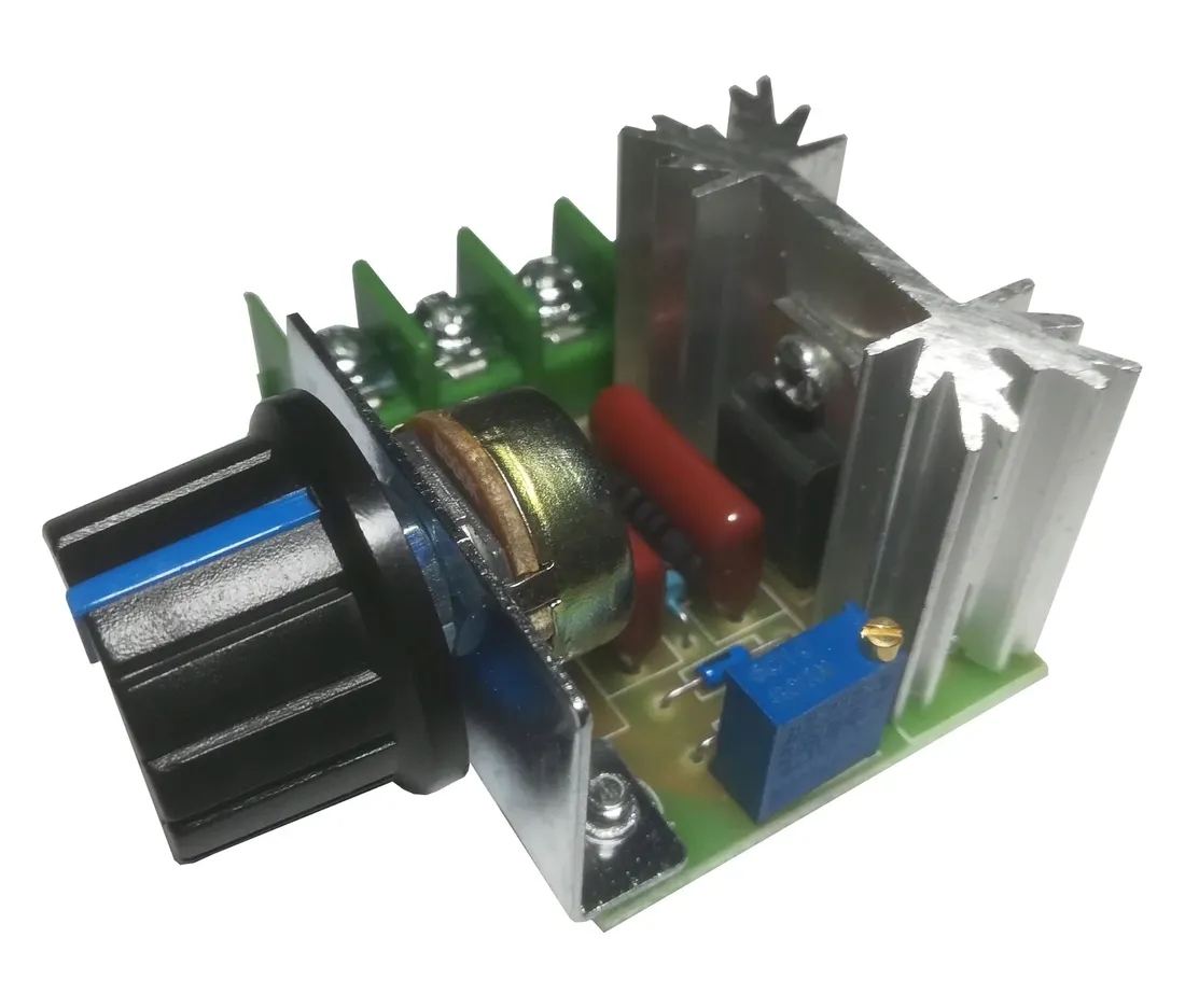 regulator-obrotow-wentylatora-2000w-230v-stan-nowy