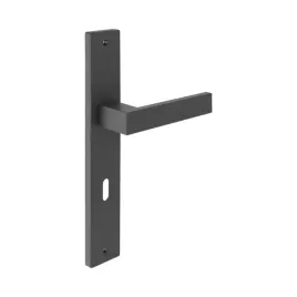 klamka-kwadratowa-czarna-loft-do-drzwi-72mm-pod-klucz-szyld-odlewany