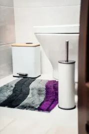 kosz-lazienkowy-metalowy-z-pedalem-bambus-5l