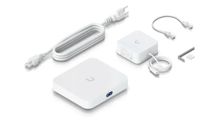 Ubiquiti UCG-MAX UniFi Cloud Gateway Max Compact 2.5 GBE Cloud Gateway Router