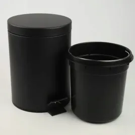 kosz-na-smieci-z-pedalem-czarny-matowy-5l