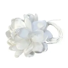 naszyjnik-kwiat-na-rzemyku-choker-bialy-dlugi-wiazany-ozdoba-na-szyje-slub
