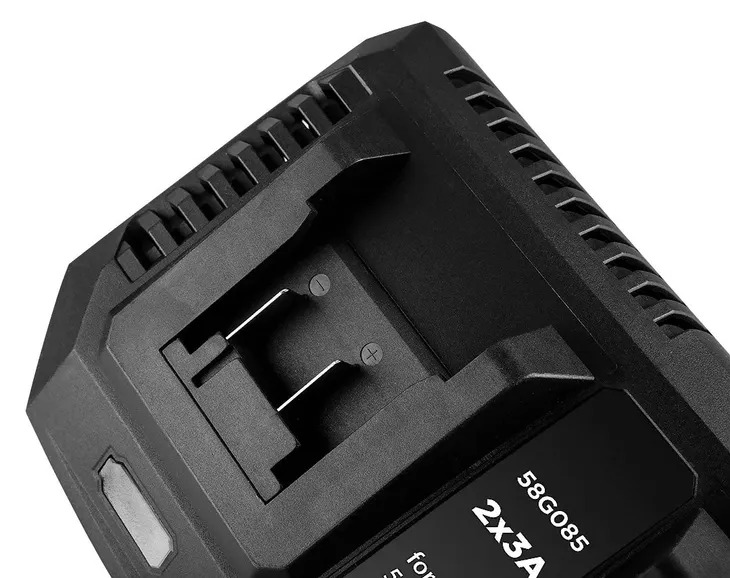 graphite-ladowarka-podwojna-energy-58ge085-waga-z-opakowaniem-1-kg