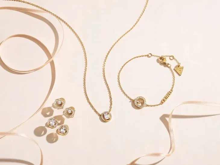 bransoletka-guess-beloved-material-stal