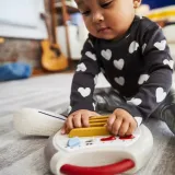 elektroniczna-gitara-tiny-rockers-tiny-love-material-plastik