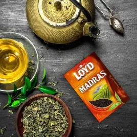 ostra-indyjska-czarna-herbata-lisciasta-madras-liscie-premium-100g-loyd