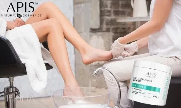 apis-api-podo-mocna-sol-zmiekczajaca-do-suchych-stop-pedicure-mocznik-650g-stan-nowy