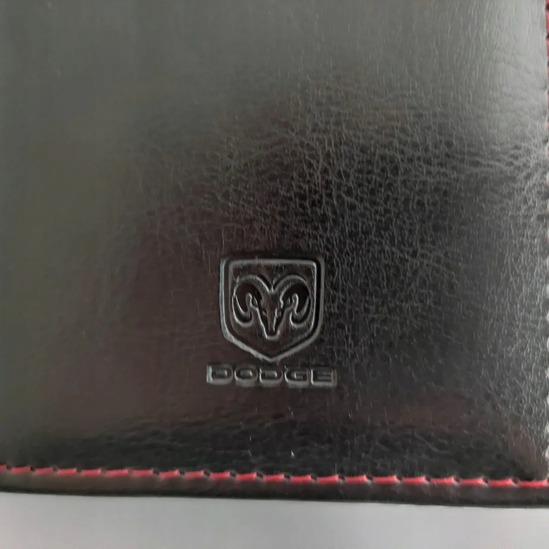 dodge-caliber-challenger-durango-etui-dowod-portfel