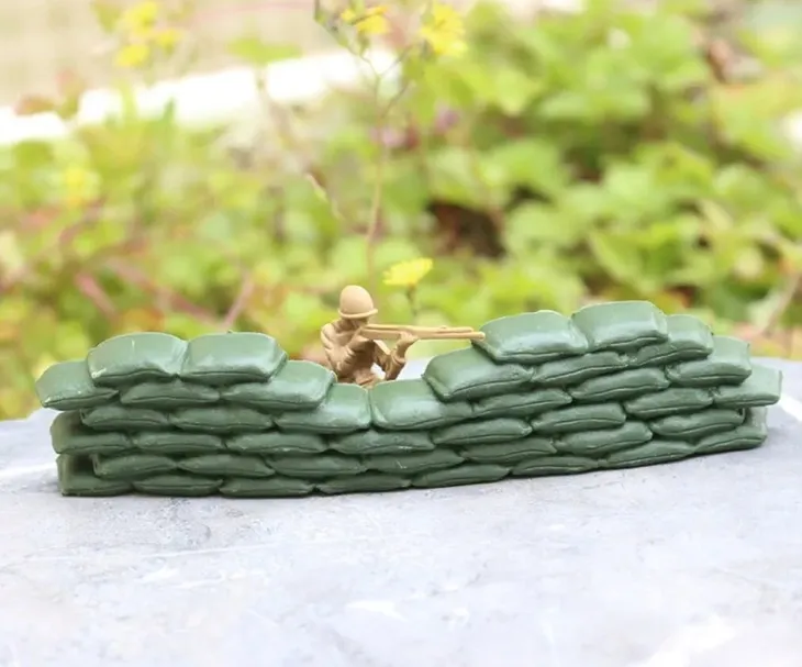 baza-wojskowa-zolnierzyki-duzy-zestaw-armia-figurki-czolgi-samoloty-300el