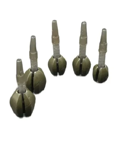 feeder-bomb-qts-25g-1-szt-marka-mad-carp