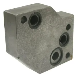 plyta-plytka-przylaczeniowa-instalacji-hydraulicznej-100x118x25-mm-do-deutz