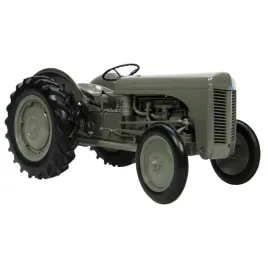 massey-ferguson-te20-universal-hobbies-1-16
