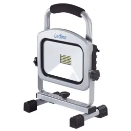 zasilany-bateryjnie-reflektor-led-1600-lm-ledino