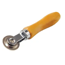 rolka-do-walcowania-lat-naprawczych-i-gumy-fi-38mm