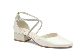 buty-slubne-skorzane-na-niskim-obcasie-lea-ekru-butdam-40