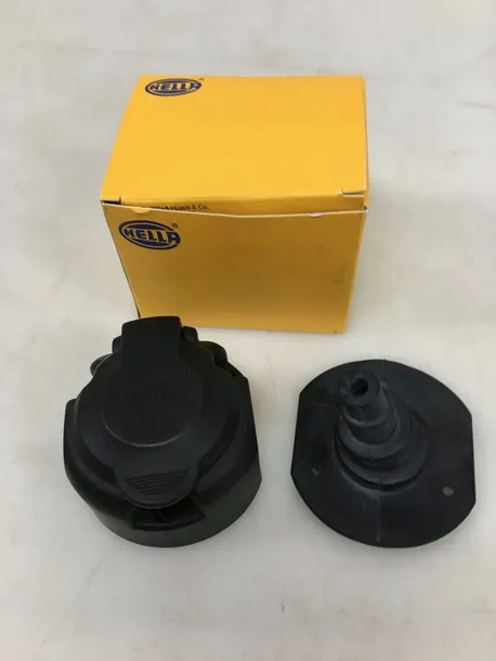 gniazdo-4558jb005949001-hella-typ-samochodu-niezdefiniowany