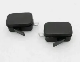 blokada-tylnej-szyby-przesuwnej-rh-lh-suzuki-samurai-69170m79501-69180m797a