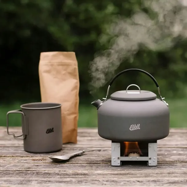 czajnik-turystyczny-esbit-kettle-06-l-kolor-dominujacy-szary