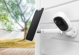 panel-solarny-reolink-2-bialy