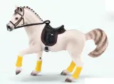 klacz-arabska-bullyland-figurka-model-material-plastik