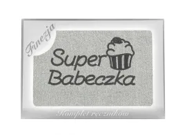 zestaw-prezentowy-na-dzien-kobiet-recznik-z-haftem-dla-super-babeczki