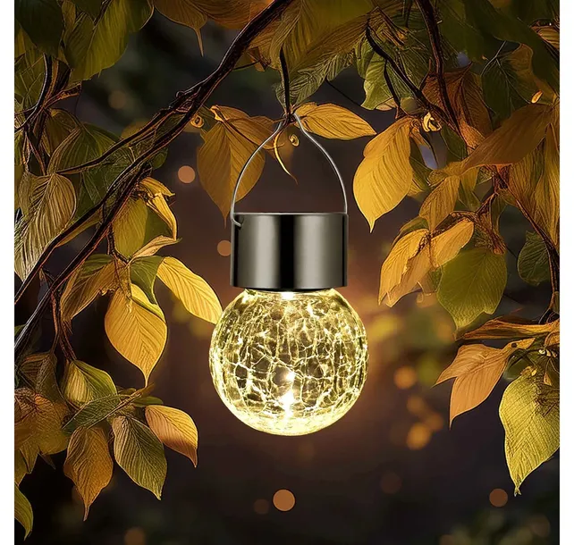 dwie-solarne-lampki-ogrodowe-led-latarenka-szklana-kula-emitujace-cieple-biale-swiatlo-stan-nowy-rodzaj-lampa-wiszaca