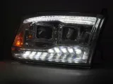 lampy-reflektory-chrome-led-do-dodge-ram-09-18-strona-zabudowy-lewe-prawe