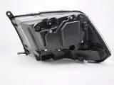 lampy-reflektory-chrome-led-do-dodge-ram-09-18-rodzaj-swiatel-mijania-tradycyjne-halogenowe