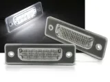 podswietlenie-led-tablicy-do-bmw-e34-e32